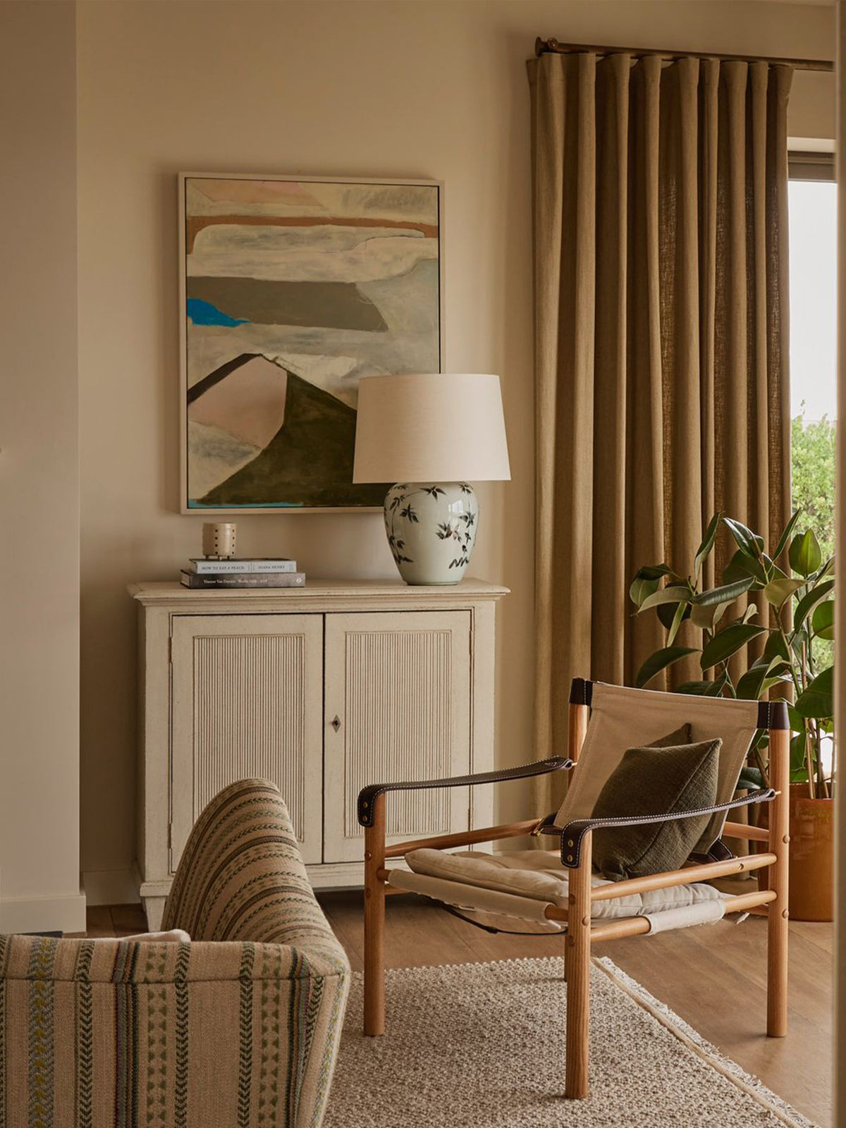 Wondering People: Right Image_