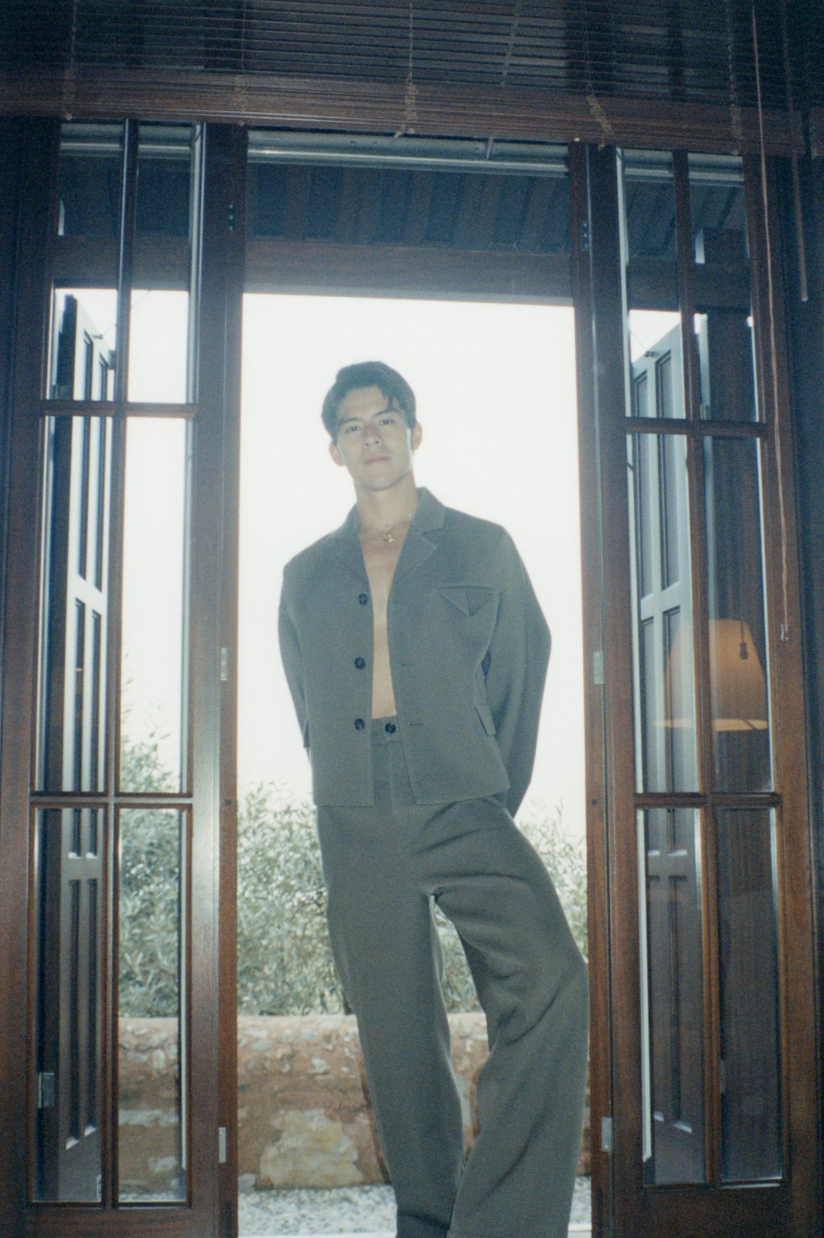 Wondering People: Dham Srifuengfung