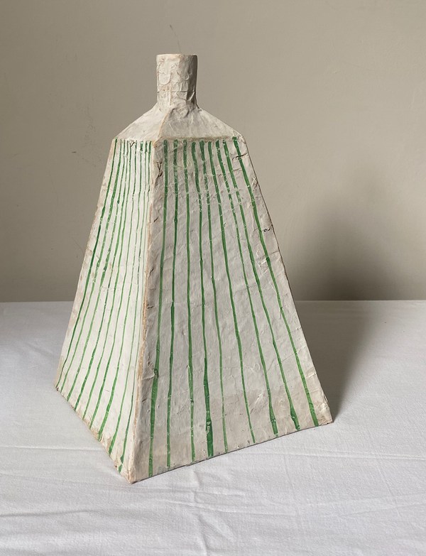 Wondering People_Tower Bottle_13