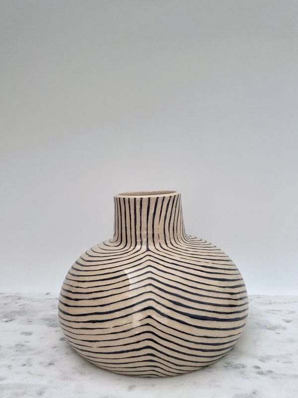Wondering People_Draped Lines Vase_2