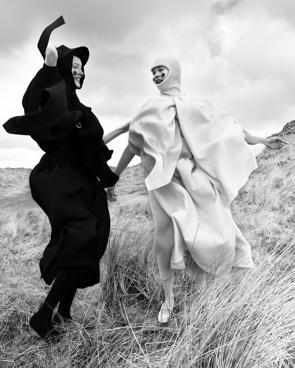 Wondering People_Girls in the Wind_50