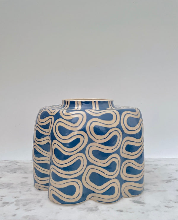 Wondering People_Ripple Wiggle Vase_8