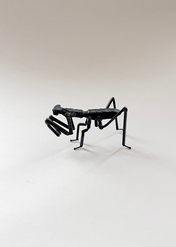 Wondering People_Mantis Sculpture_40