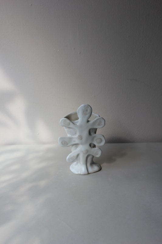 Wondering People_White Tree Vase with Pollen_41