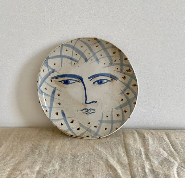 Wondering People_Circular Face Plate III_29