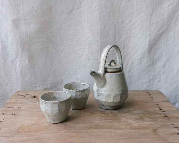 Wondering People_Teapot III_24