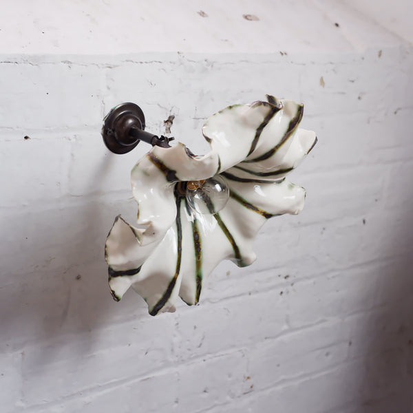 Wondering People_Sea Anenome Wall Light In Seaweed Green_45