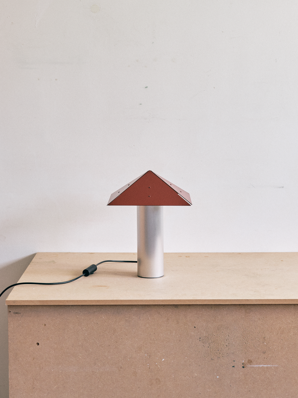 Wondering People_Chimney Lamp - Wine Red_7