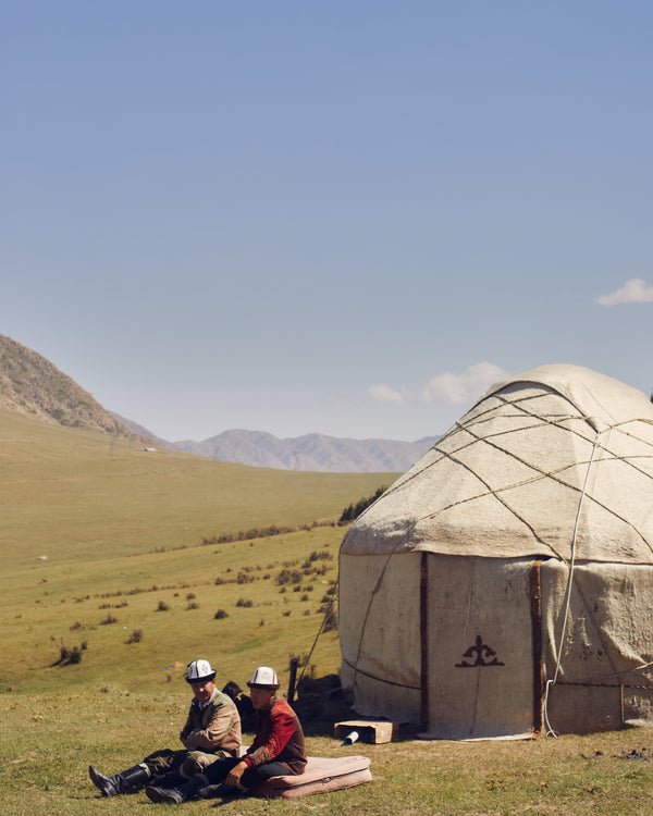 Wondering People_Eagle Handlers_2