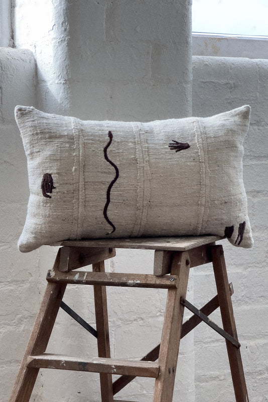 Wondering People_Embroidered Strip Cloth Cushion_1