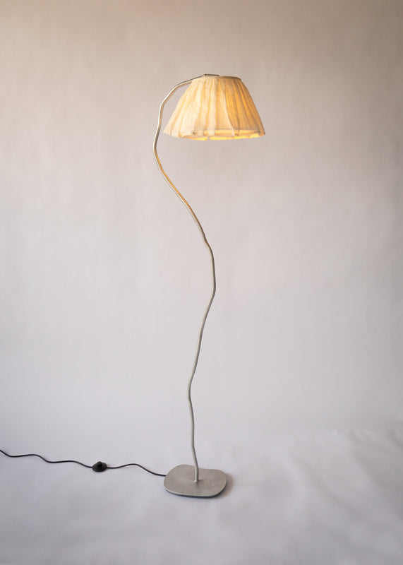 Wondering People_French Lamp_8