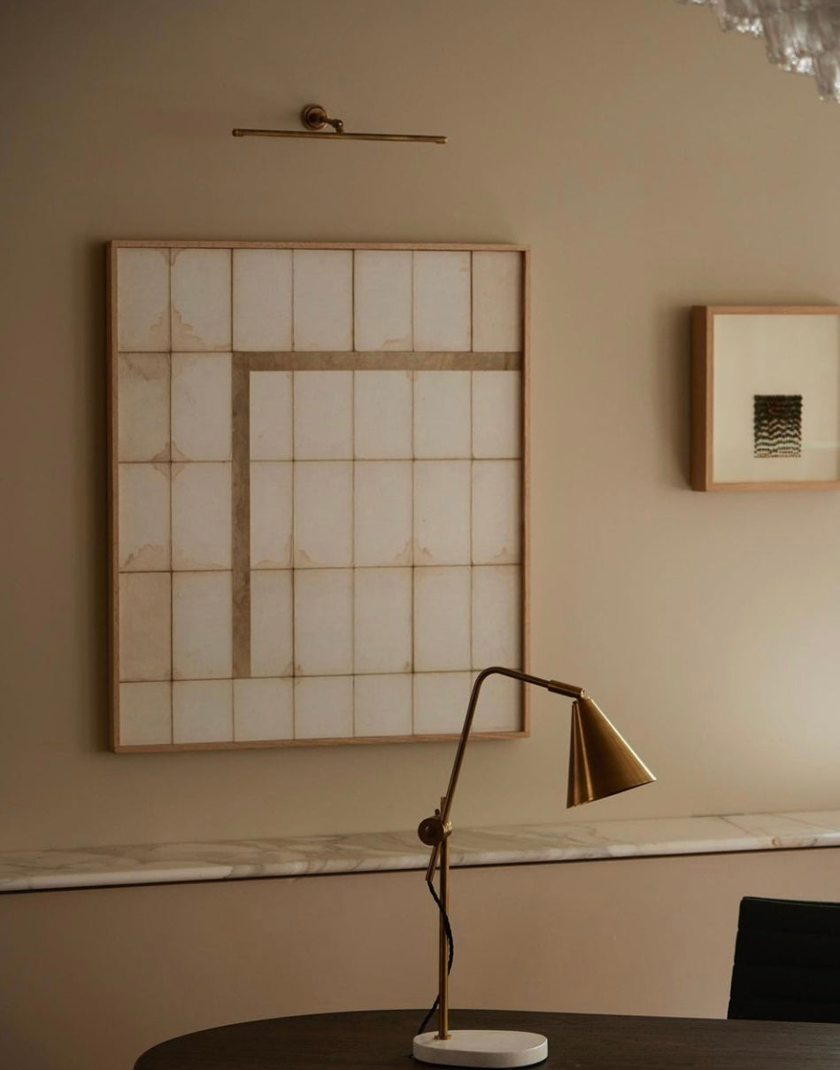 Wondering People: Right Image_