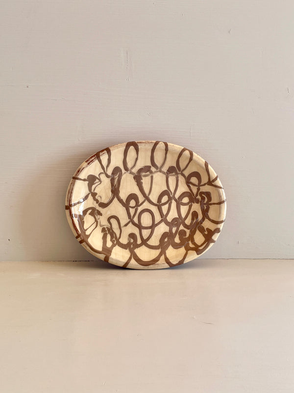 Wondering People_Oval Swirl Dish_6