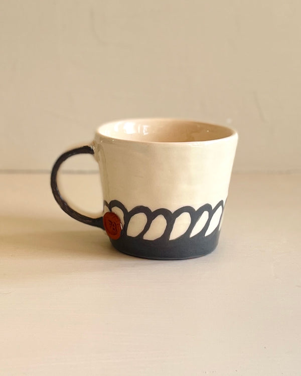 Wondering People_Utsuroi Mug I_28