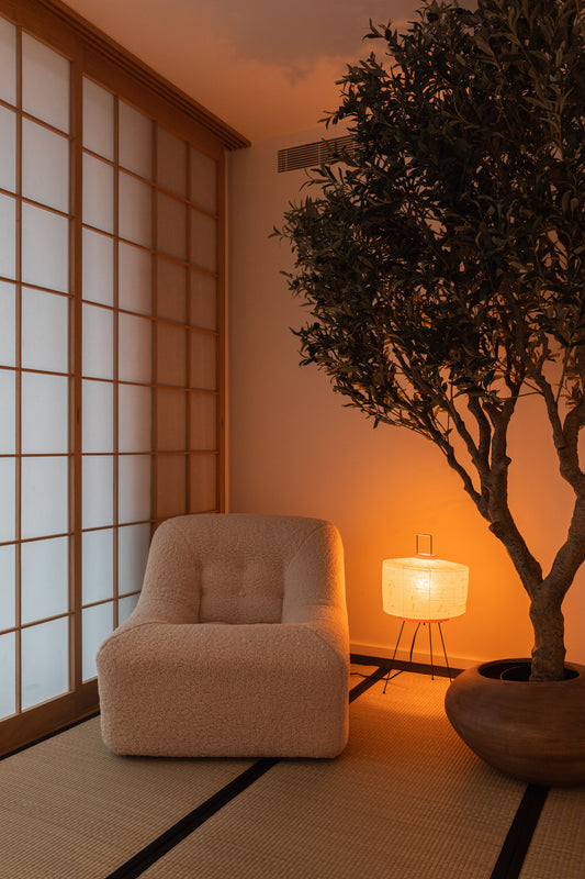 Wondering People_Abisola Omole