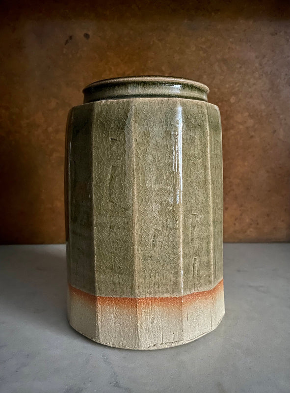 Wondering People_Small Vase_19