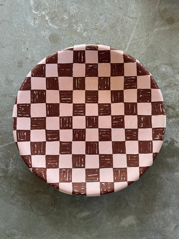 Wondering People_Pink Checkmate Plate_36