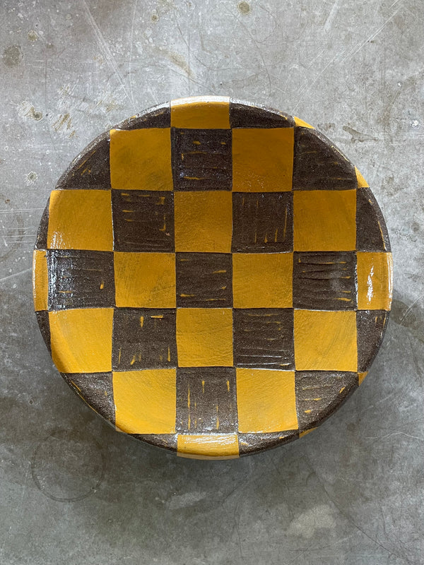 Wondering People_Yellow Checkmate Plate_37