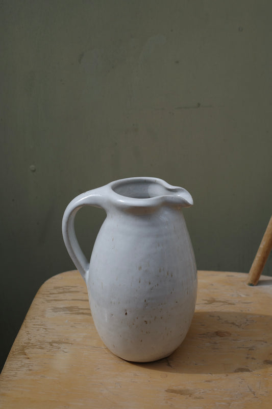 Wondering People_Jug_27