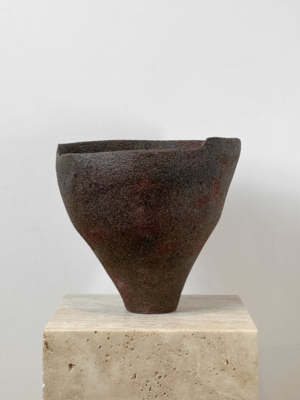 Wondering People_Vase I_3