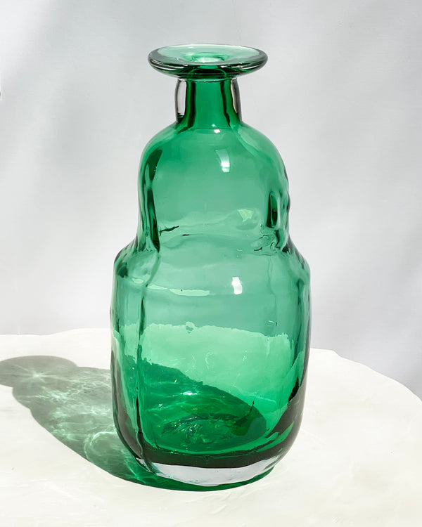 Wondering People_Lying In A Grape (VII)_42