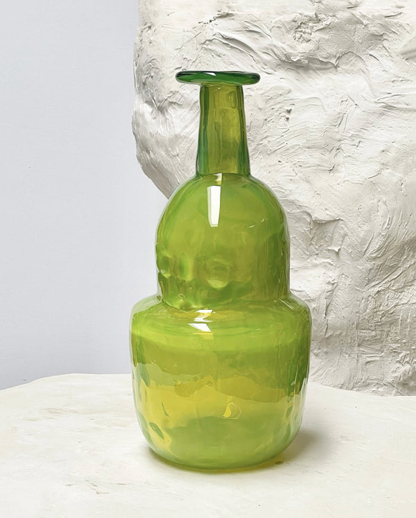 Wondering People_Lying In A Grape (IX)_40