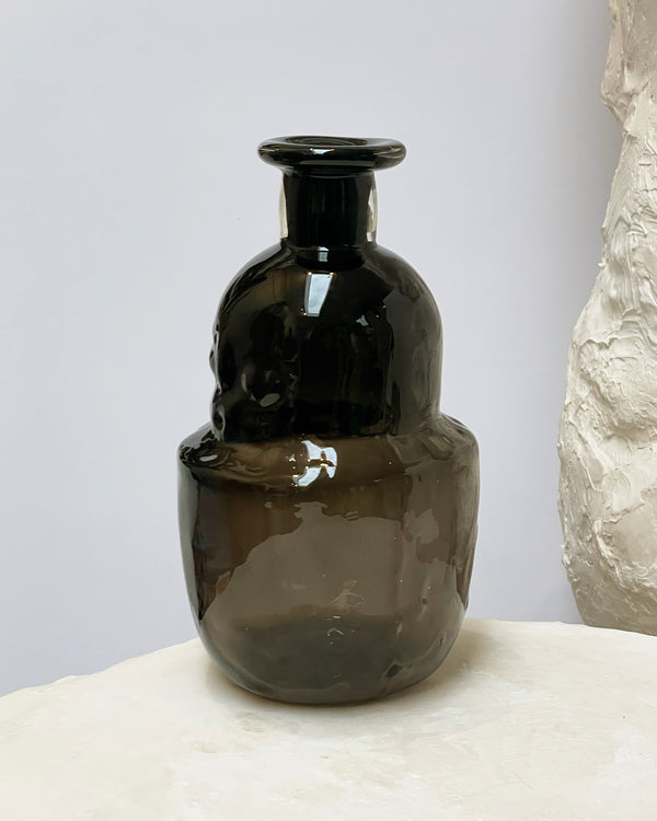 Wondering People_Lying In A Grape (X)_39