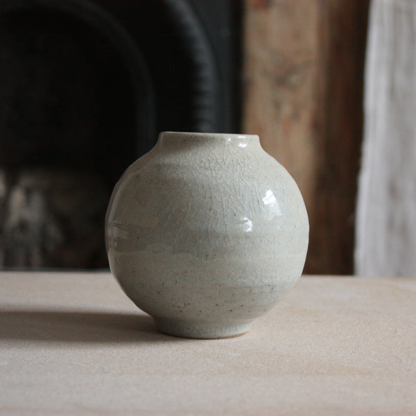 Wondering People_Moon Jar II_25