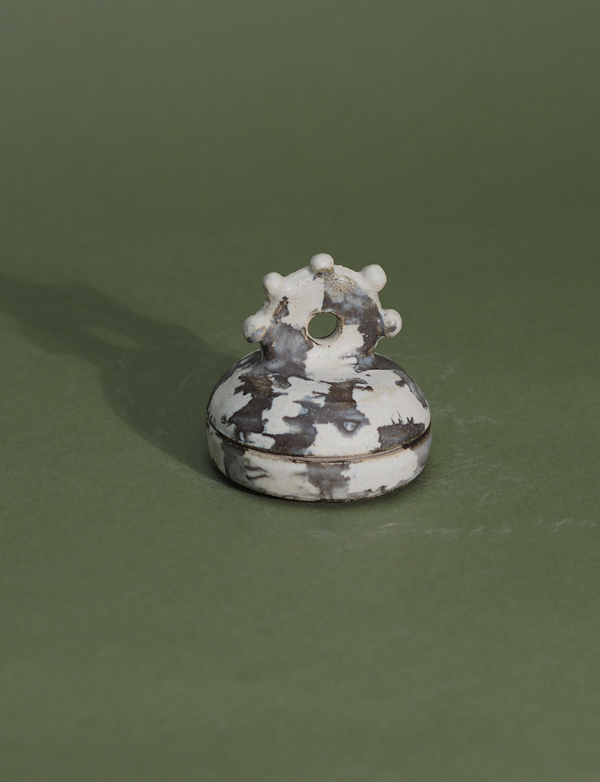 Wondering People_Moon Jar_22