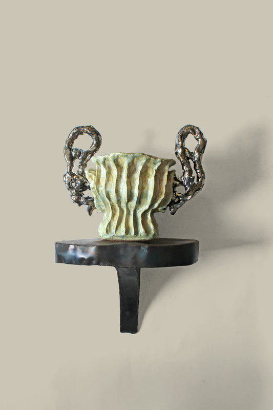 Wondering People_Pleated Amphora and Oval Shelf_37