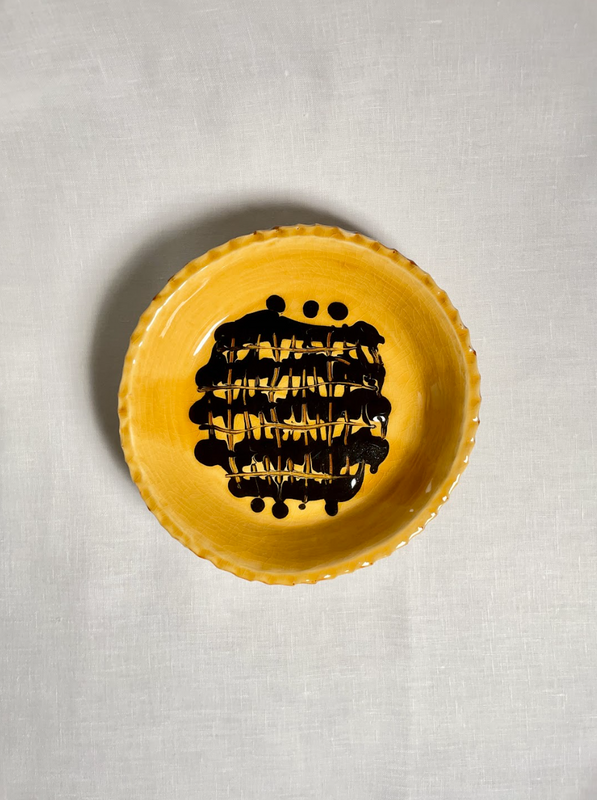 Wondering People_Slipware Shallow Bowl_28