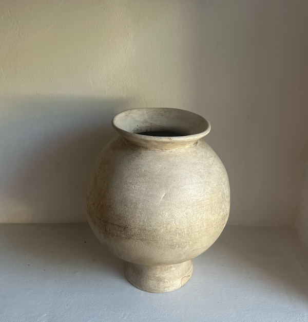 Wondering People_Round Geometric Vessel_39