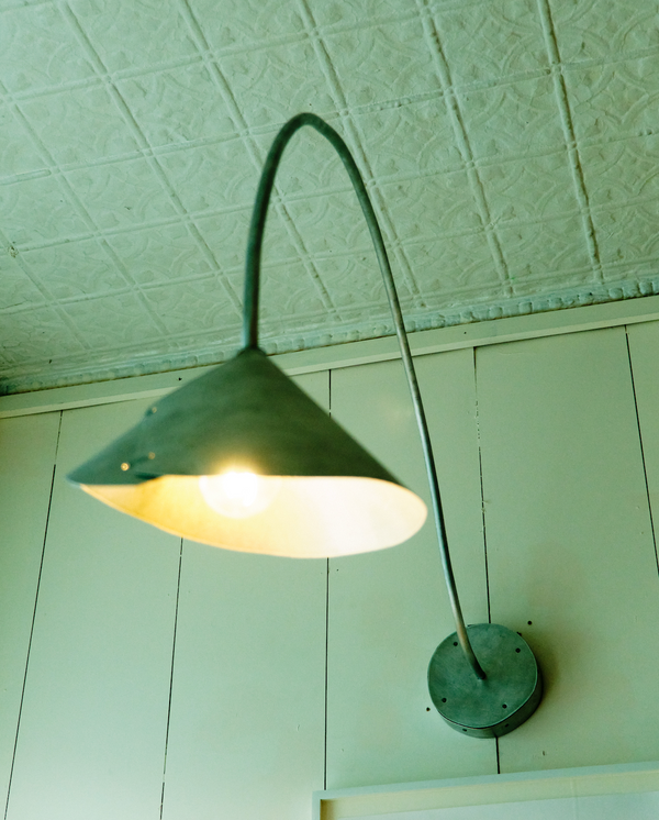 Wondering People_Grazing Grass Wall Lamp_5