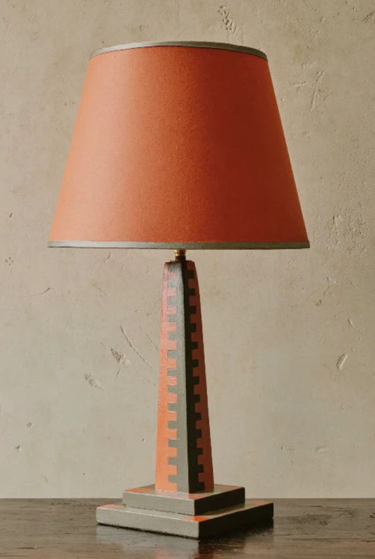 Wondering People_Bauhaus Lamp_38
