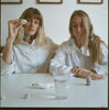 Wondering People_Isabella & Sophie © Photograph by Lottie Hampson, 2023