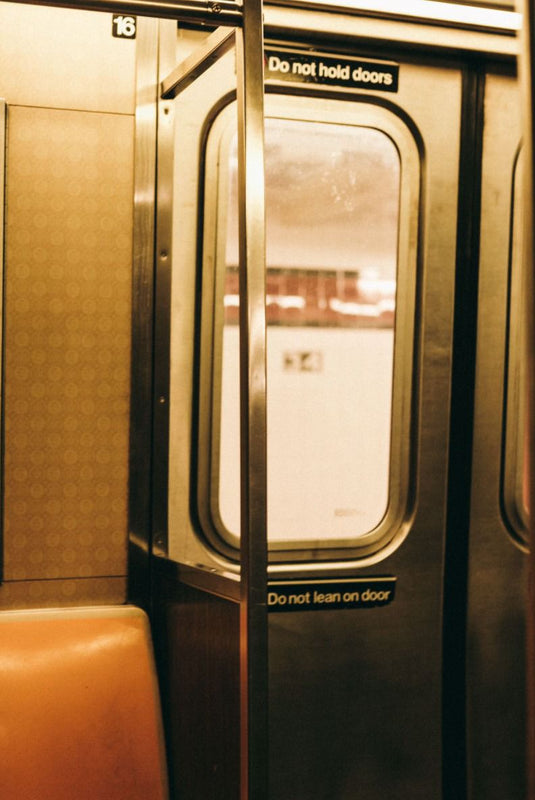 Wondering People_Broadway Junction 01_13