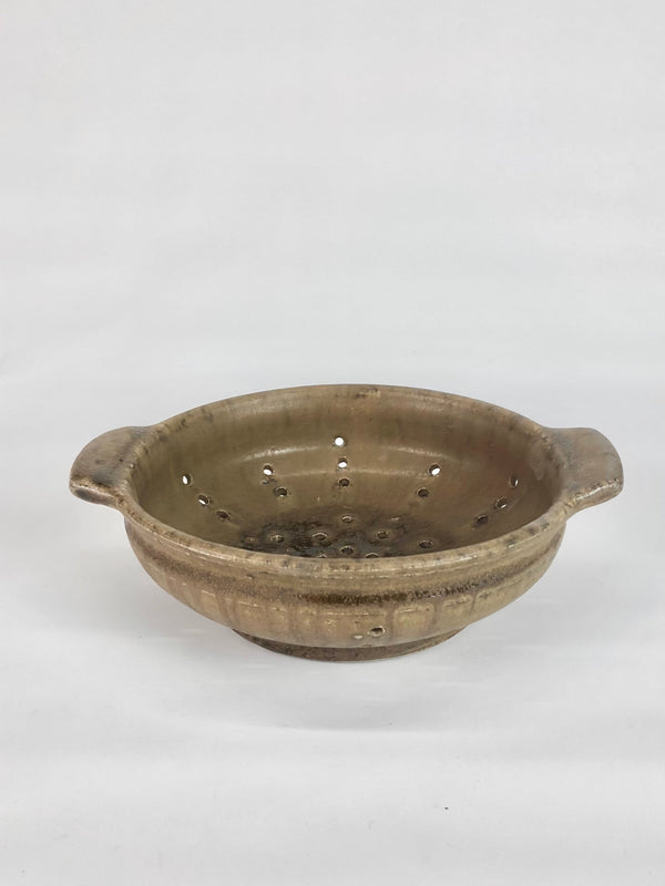 Wondering People_Colander I_24