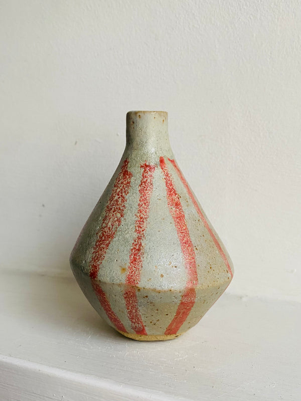 Wondering People_Yield Vase_44