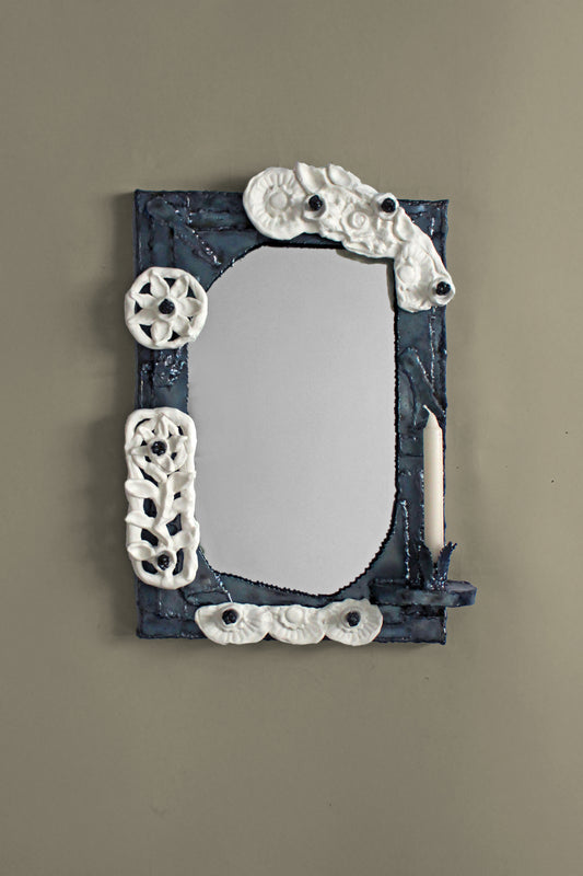 Wondering People_Collage Mirror_38