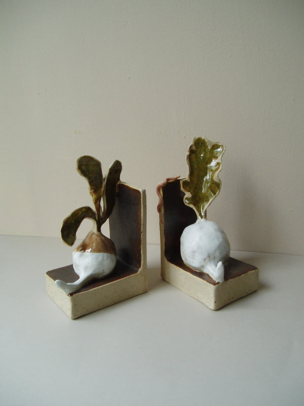 Wondering People_Page Turnip Bookends Leafy Green_43