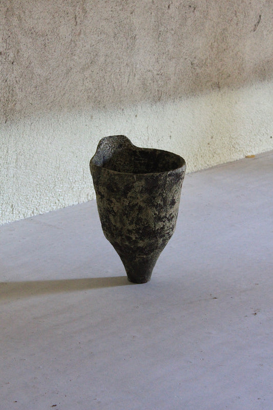 Wondering People_Vase III_31